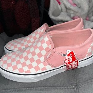 NWT Pink Checkered Vans